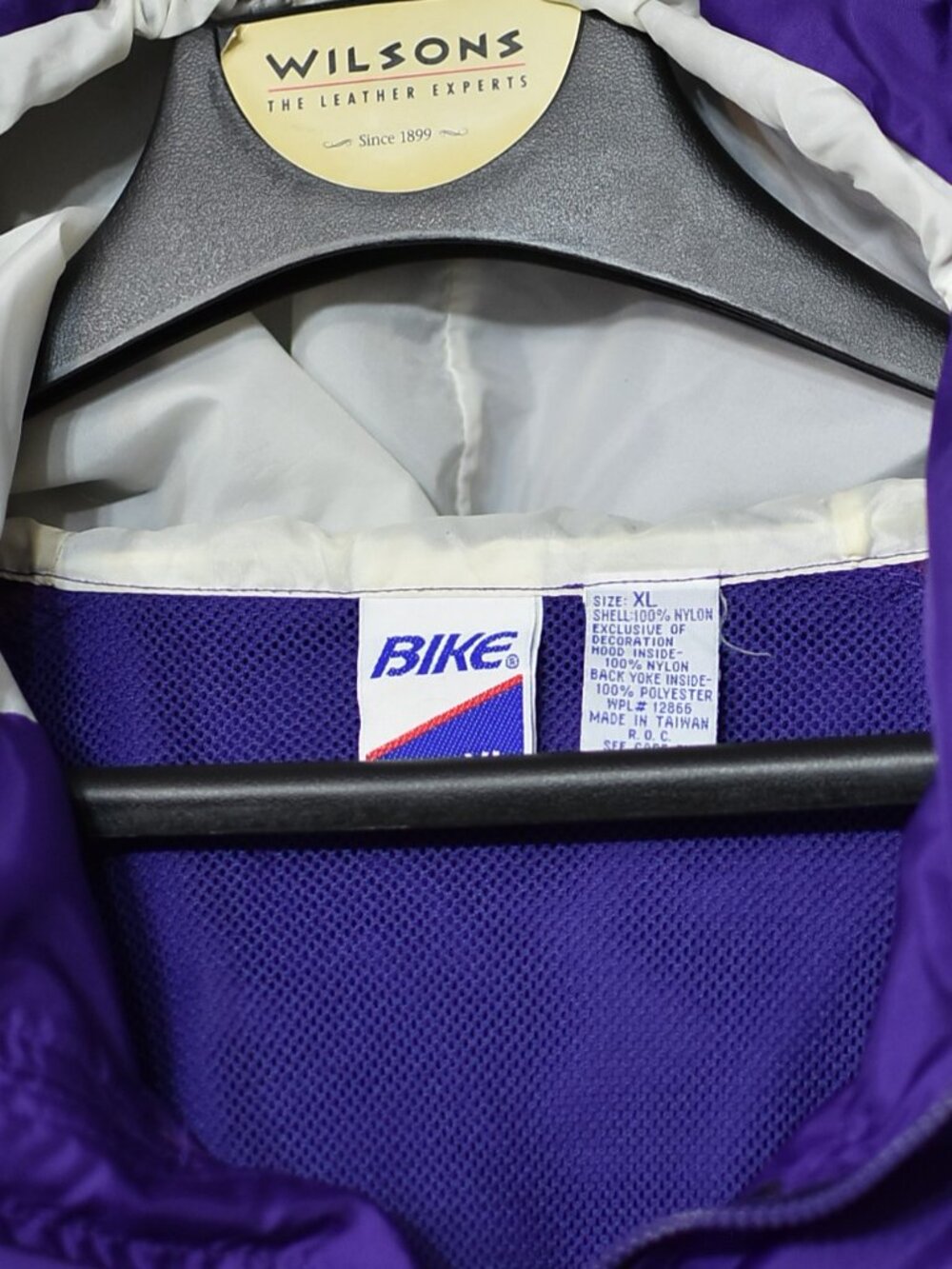 Windbreaker Jacket Size XL - Picture 3 of 5
